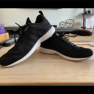 APL WOMENS TECHLOOM PRO BLACK SNEAKERS